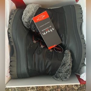 Storm by Cougar black waterproof winter boots rated -24C never worn, NWT